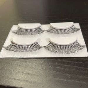 **NEW Fake Eyelashes